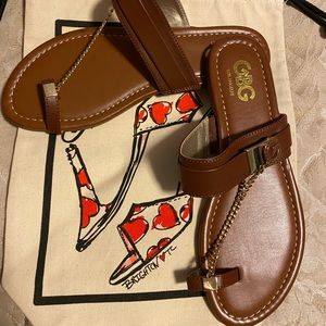 CBG Women’s toe thong sandals with gold chain